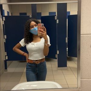 Selling Used Clothes !